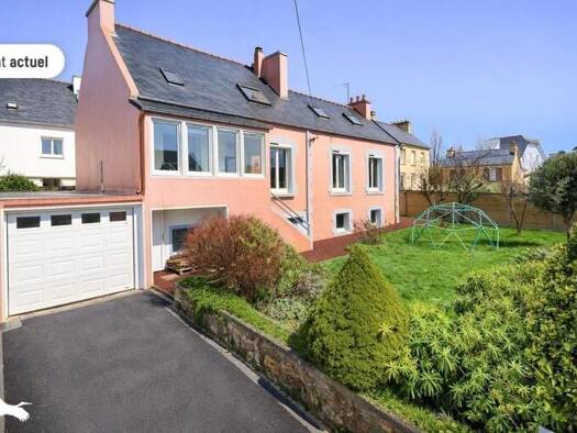 Maison à vendre 390 900 € 6 pièces 4 chambres 122 m² 498 m² de terrain Cimetiere Nord Landerneau 29800