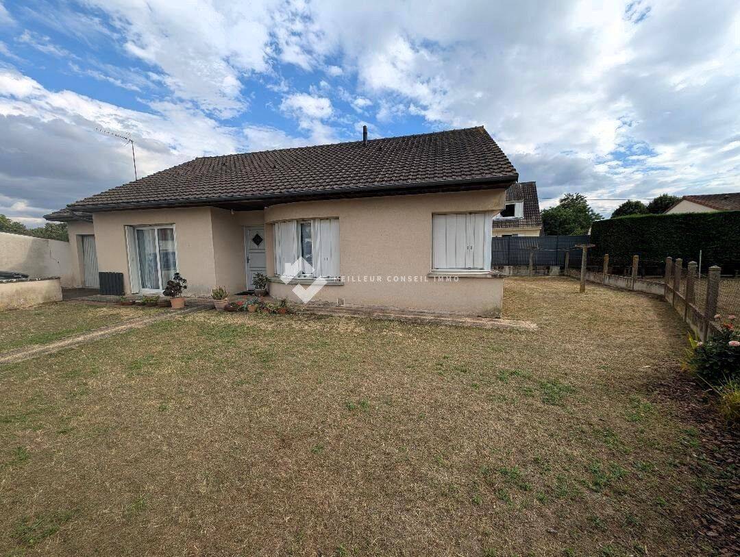 Maison 4 pièces 93 m² · à Châtellerault · 93 m² · 106 000 €