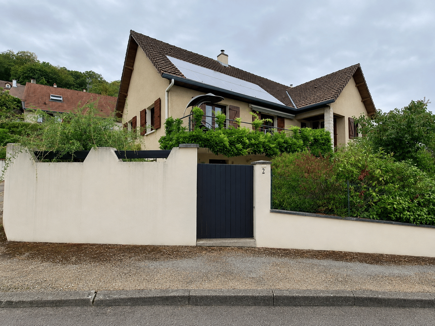 Maison 8 pièces 185 m² · à Corcelles-les-Monts · 185 m² · 549 000 €