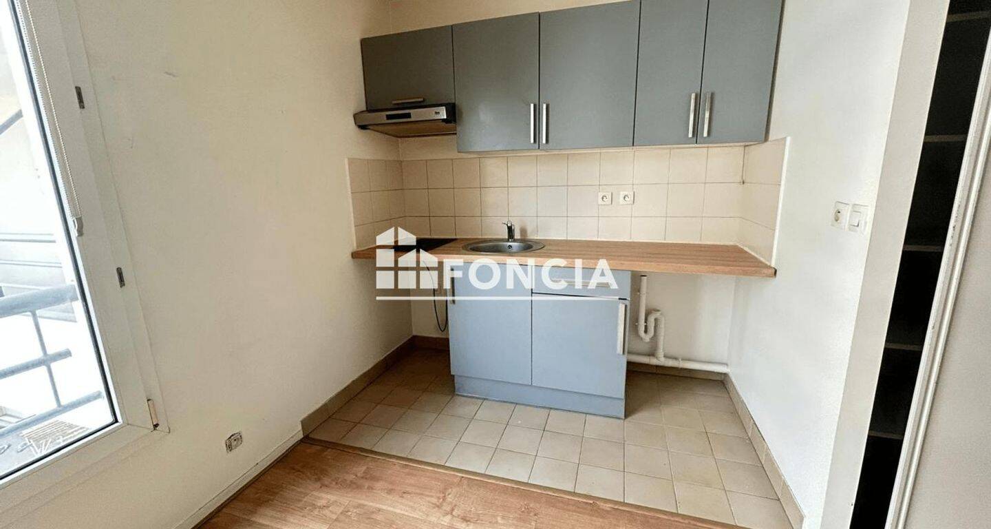 Appartement 1 pièce 29 m² · à Châtillon · 29,1 m² · 862 €