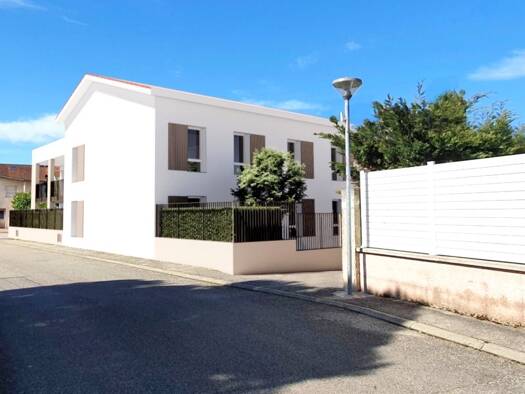 Appartement à vendre - neuf 375 000 € 3 pièces 2 chambres 73,7 m² Azieu Genas 69740