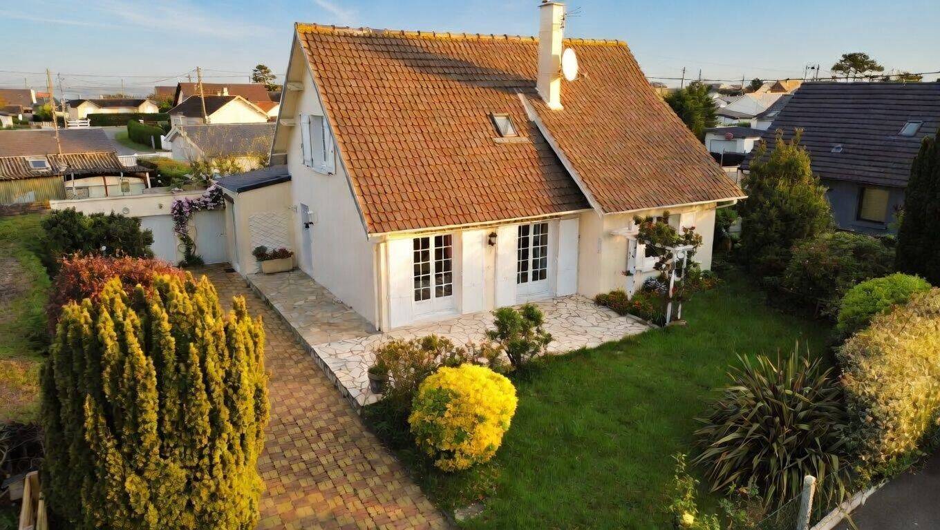 Maison 7 pièces 127 m² · à Asnelles · 127 m² · 349 000 €