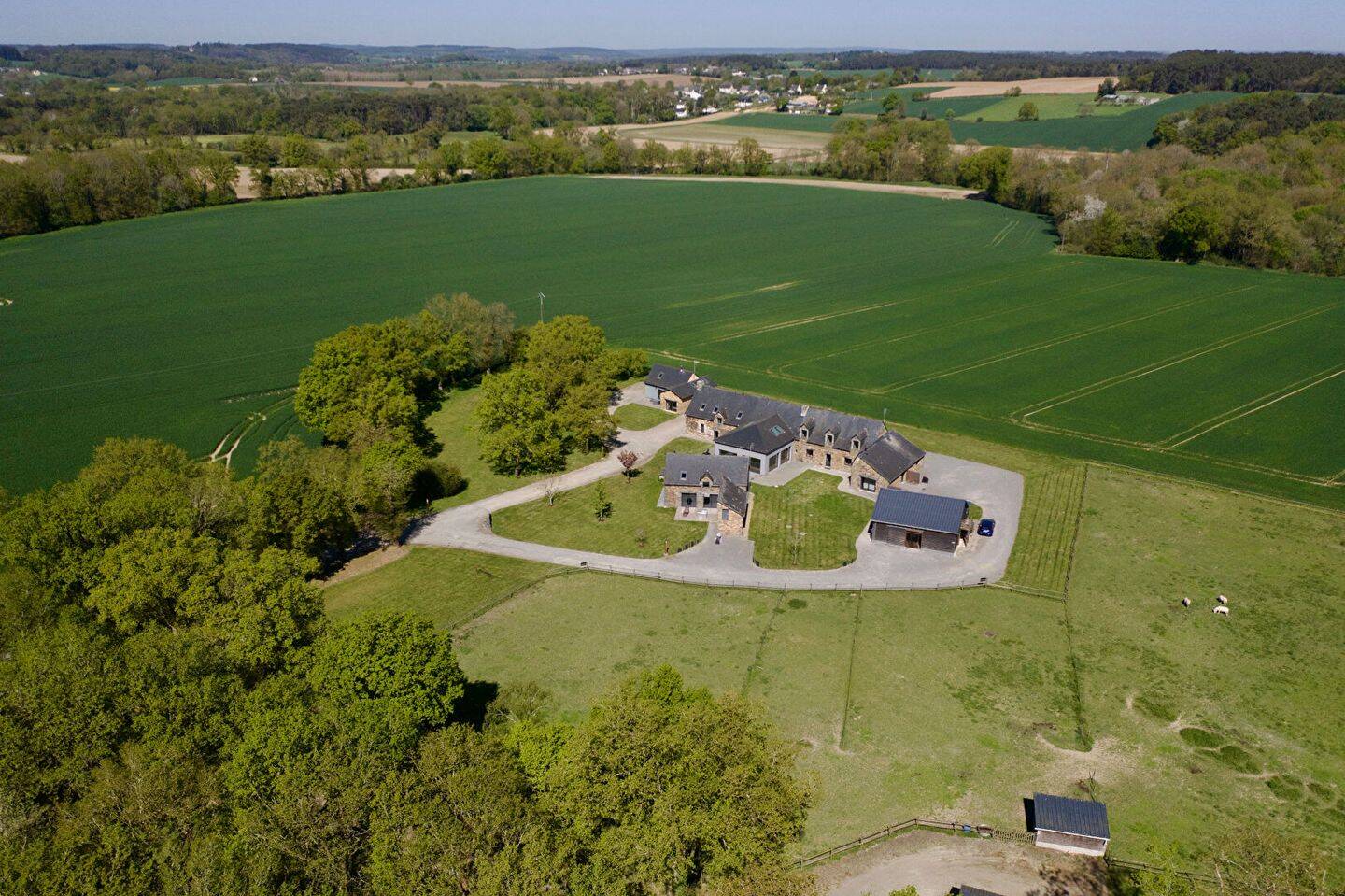 Maison 20 pièces 780 m² · à La Gacilly · 780 m² · 1 395 000 €