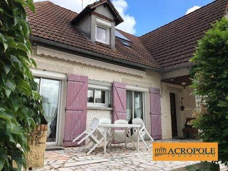 Maison 10 pièces 182 m² · à Poilly-lez-Gien · 182 m² · 207 000 €