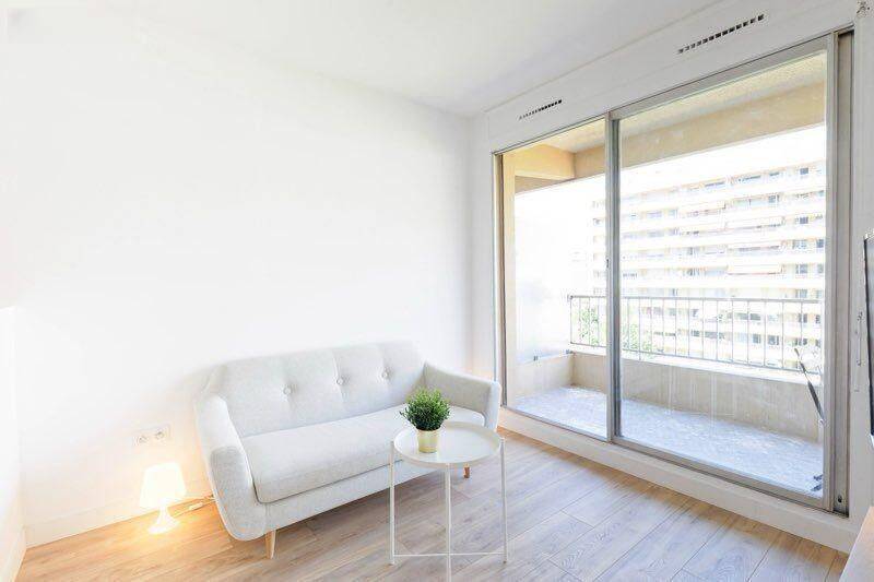 Appartement 2 pièces 45 m² · à Marseille 5ème Arrondissement · 45 m² · 860 €