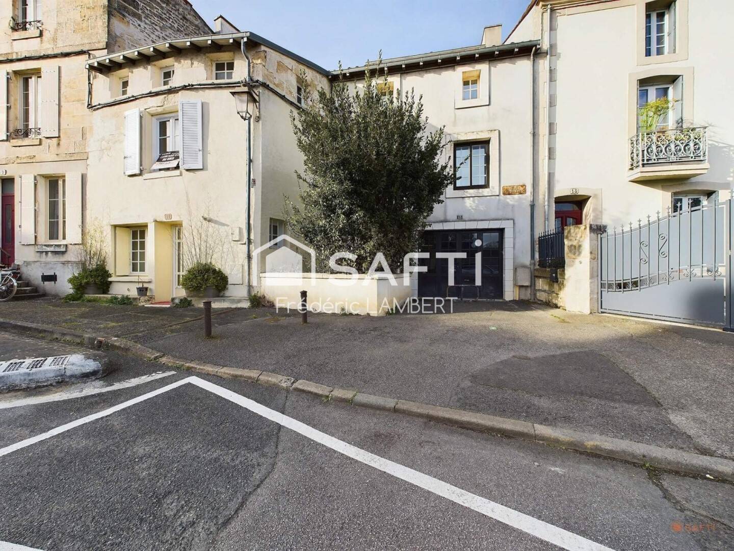 Maison 7 pièces 204 m² · à Niort · 204 m² · 179 900 €
