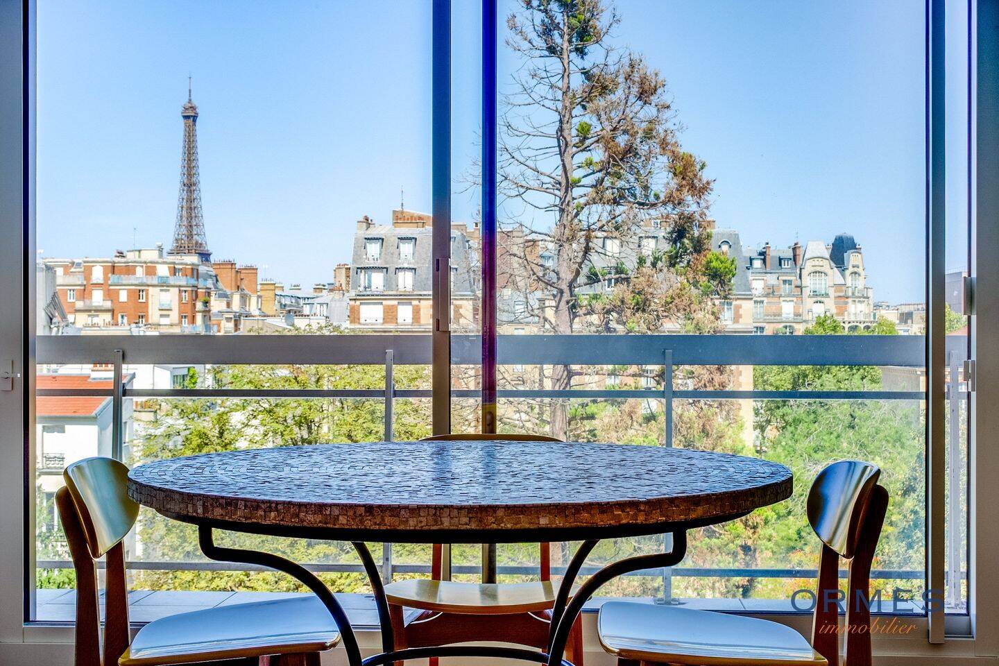 Appartement 4 pièces 86 m² · à Paris 15ème Arrondissement · 86 m² · 1 100 000 €