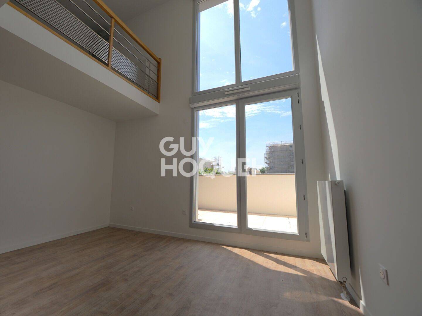 Appartement 5 pièces 122 m² · à Romainville · 122 m² · 619 999 €
