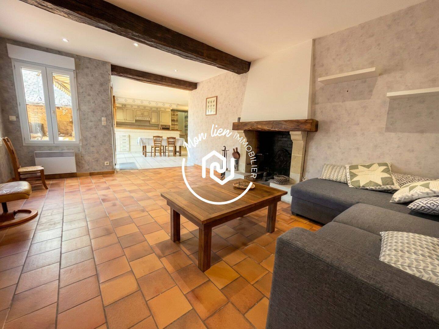 Maison 10 pièces 198 m² · à Bourgueil · 198 m² · 265 000 €