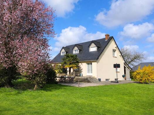 Maison à vendre 363 000 € 6 pièces 4 chambres 160 m² 2 400 m² de terrain Saint-Gilles-de-Crétot 76490