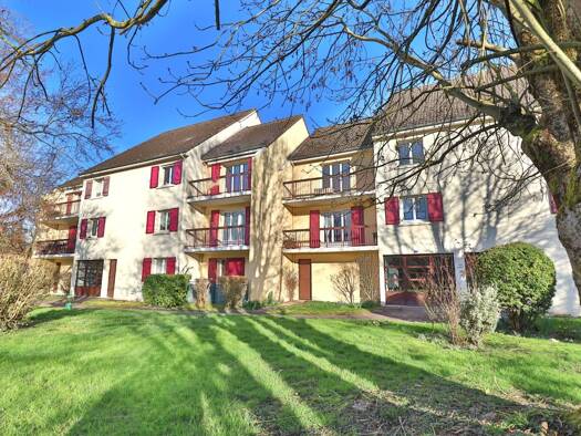 Appartement à vendre 114 000 € 3 pièces 1 chambre 70 m² Étage 2/2 Troyes 10000