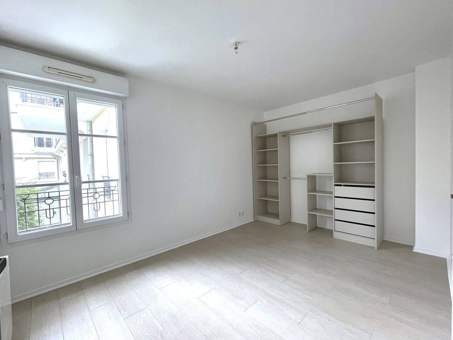 Appartement 1 pièce 45 m² · à Bussy-Saint-Georges · 45 m² · 930 €/mois