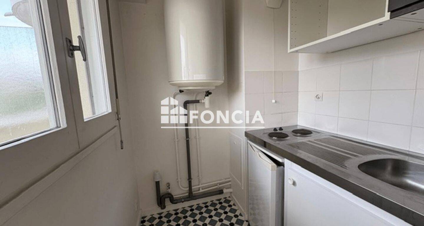 Appartement 1 pièce 29 m² · à Cergy · 29,3 m² · 679 €