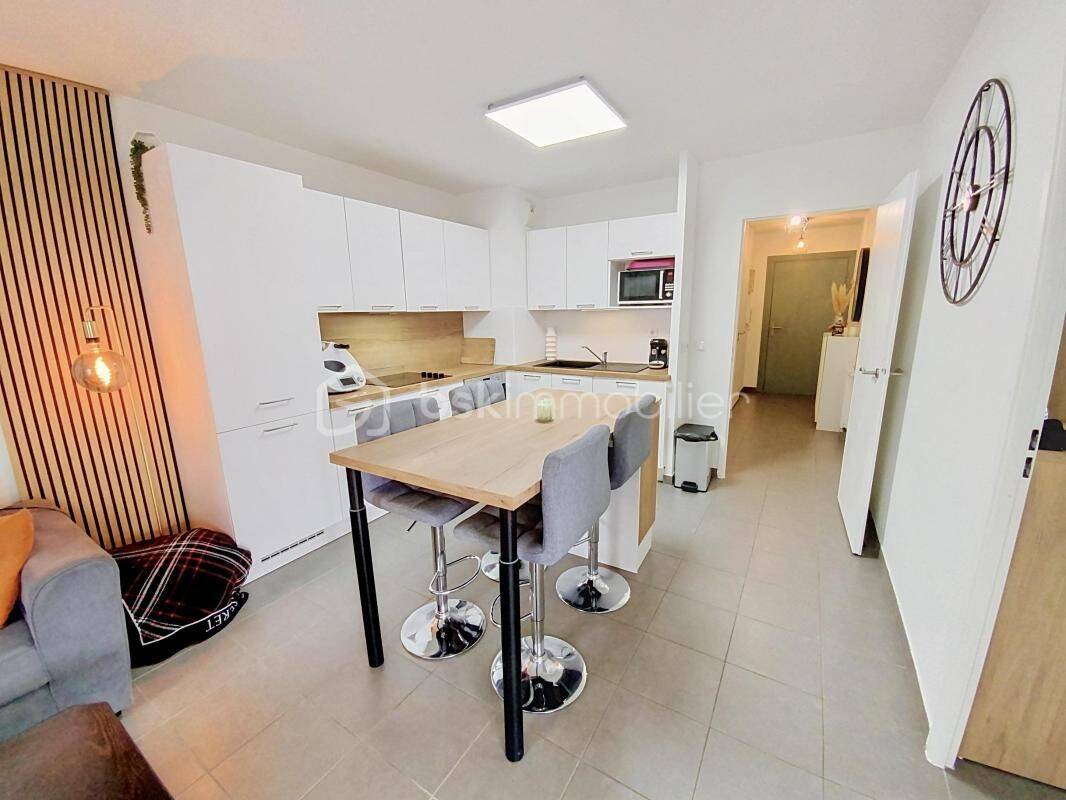 Appartement 3 pièces 59 m² · à Saint-Brès · 58,6 m² · 259 000 €