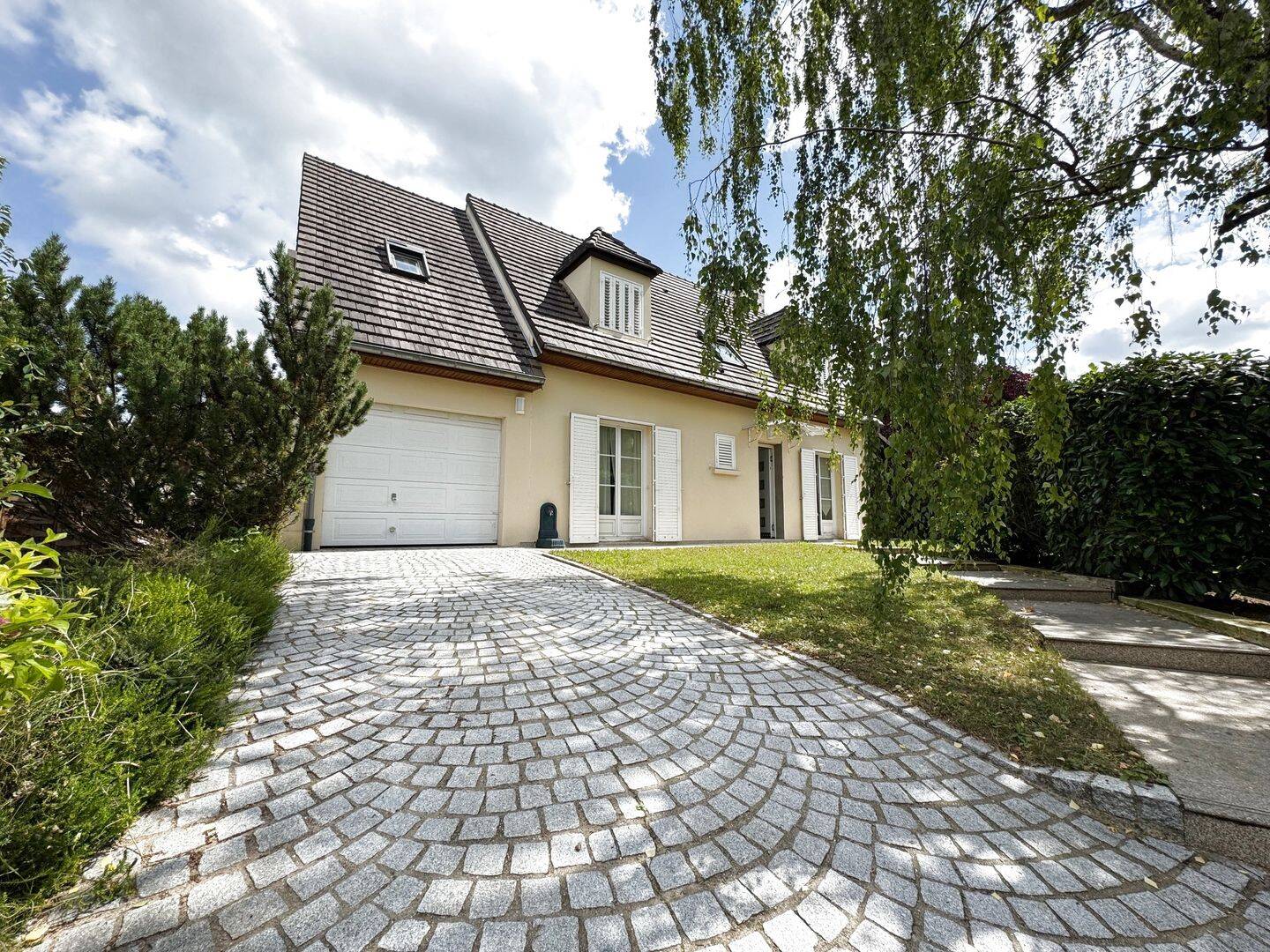 Maison 6 pièces 130 m² · à Plailly · 130 m² · 514 800 €