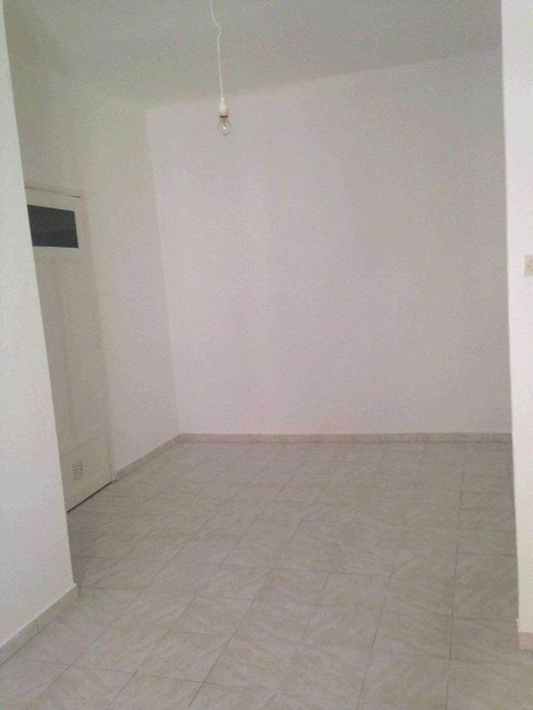 Appartement 1 pièce 24 m² · à Marseille 7ème Arrondissement · 23,5 m² · 410 €
