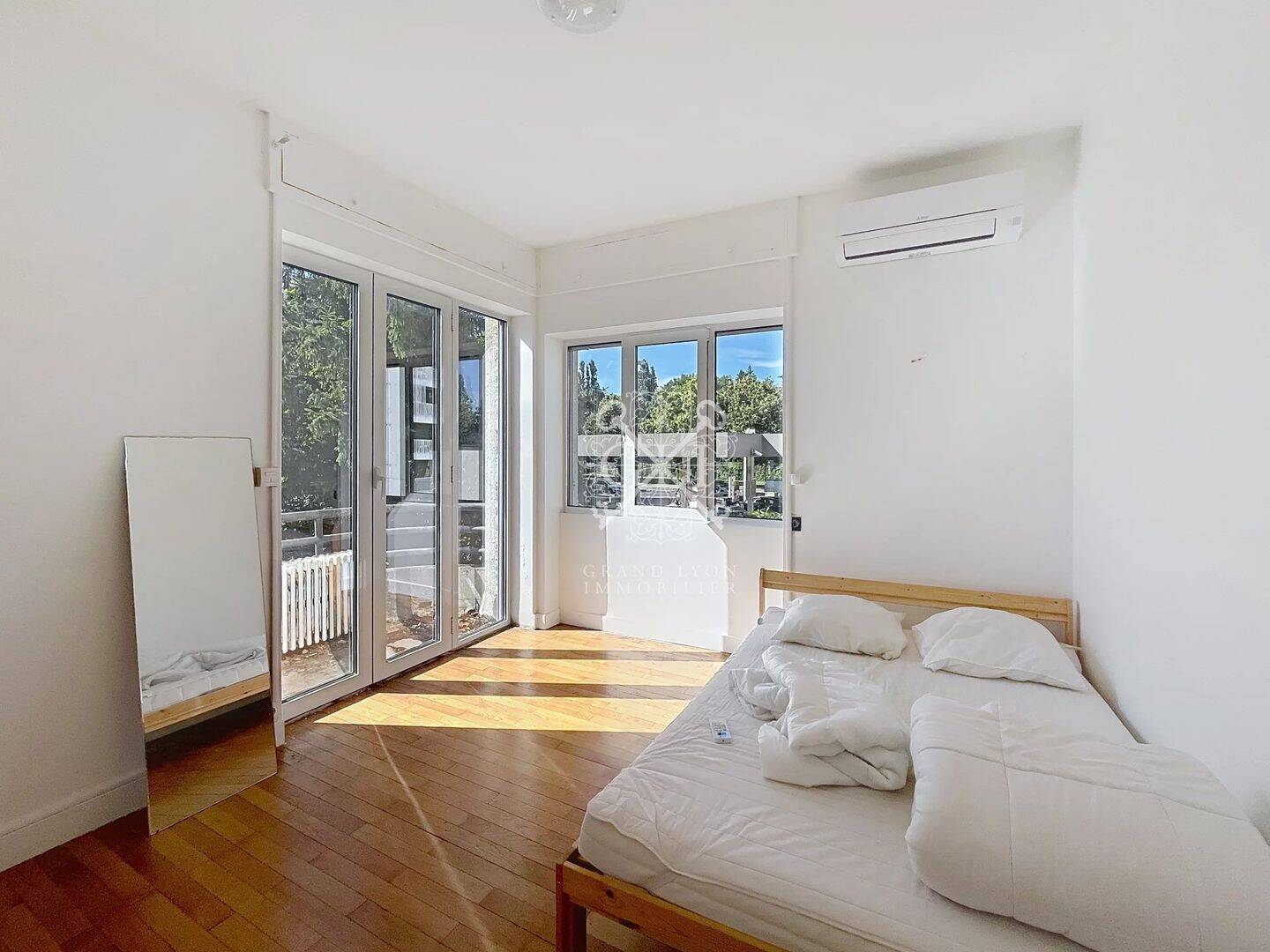 Appartement 5 pièces 120 m² · à Bron · 120,1 m² · 1 700 €