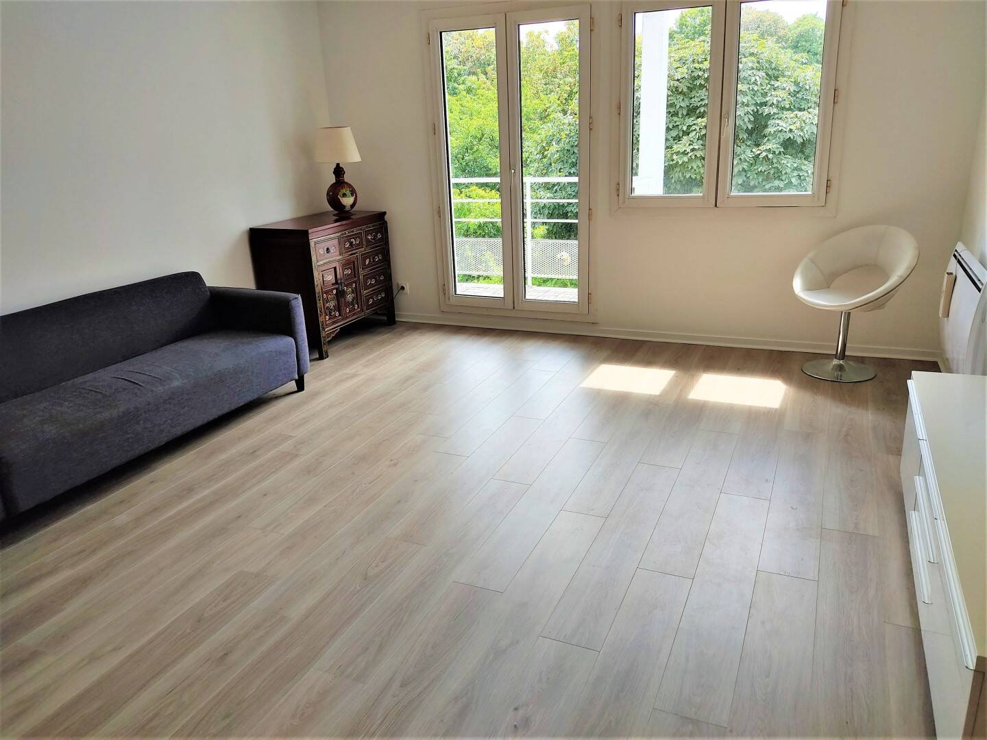 Appartement 3 pièces 73 m² · à Issy-les-Moulineaux · 73,1 m² · 1 977 €