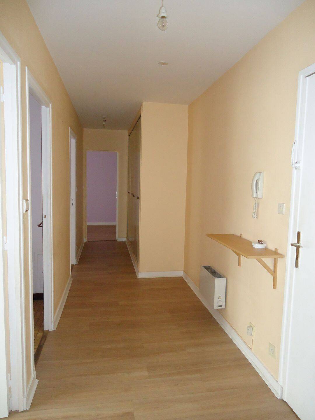 Appartement 3 pièces 66 m² · à Decize · 66 m² · 595 €