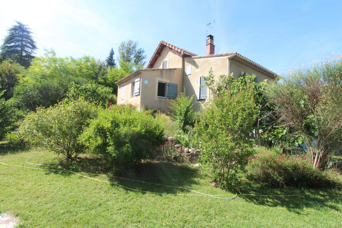 Maison 4 pièces 96 m² · à Saint-Martin-de-Castillon · 96 m² · 329 000 €