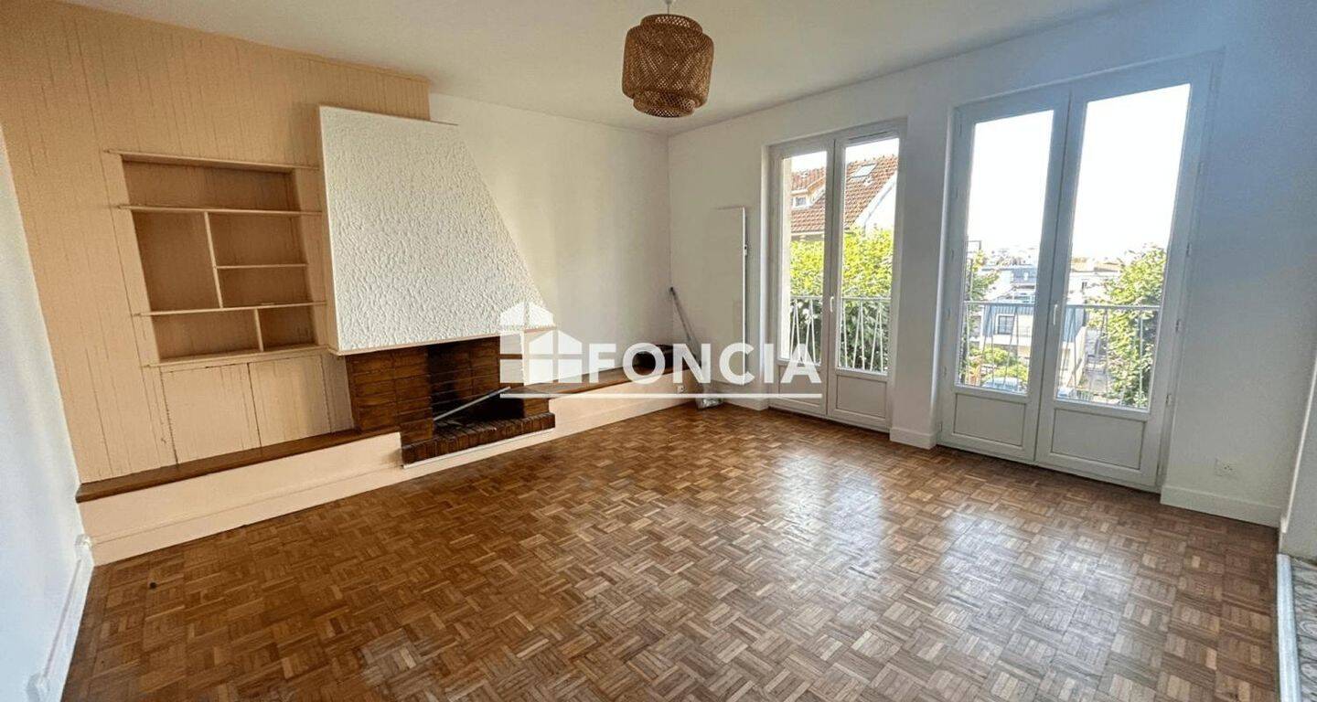 Appartement 3 pièces 58 m² · à Issy-les-Moulineaux · 58,3 m² · 1 645 €/mois