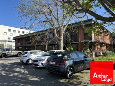 Espace bureau à louer 12 829 € 1 050 m² de bureaux divisible de 1 050 m² à 1 050 m² Labege 31670