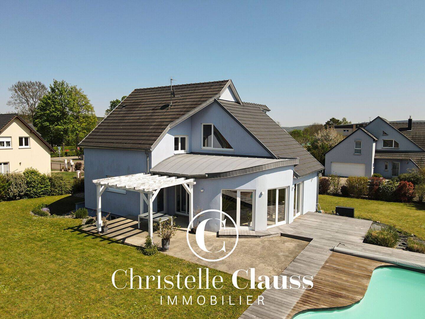 Maison 8 pièces 240 m² · à Romanswiller · 240 m² · 599 900 €