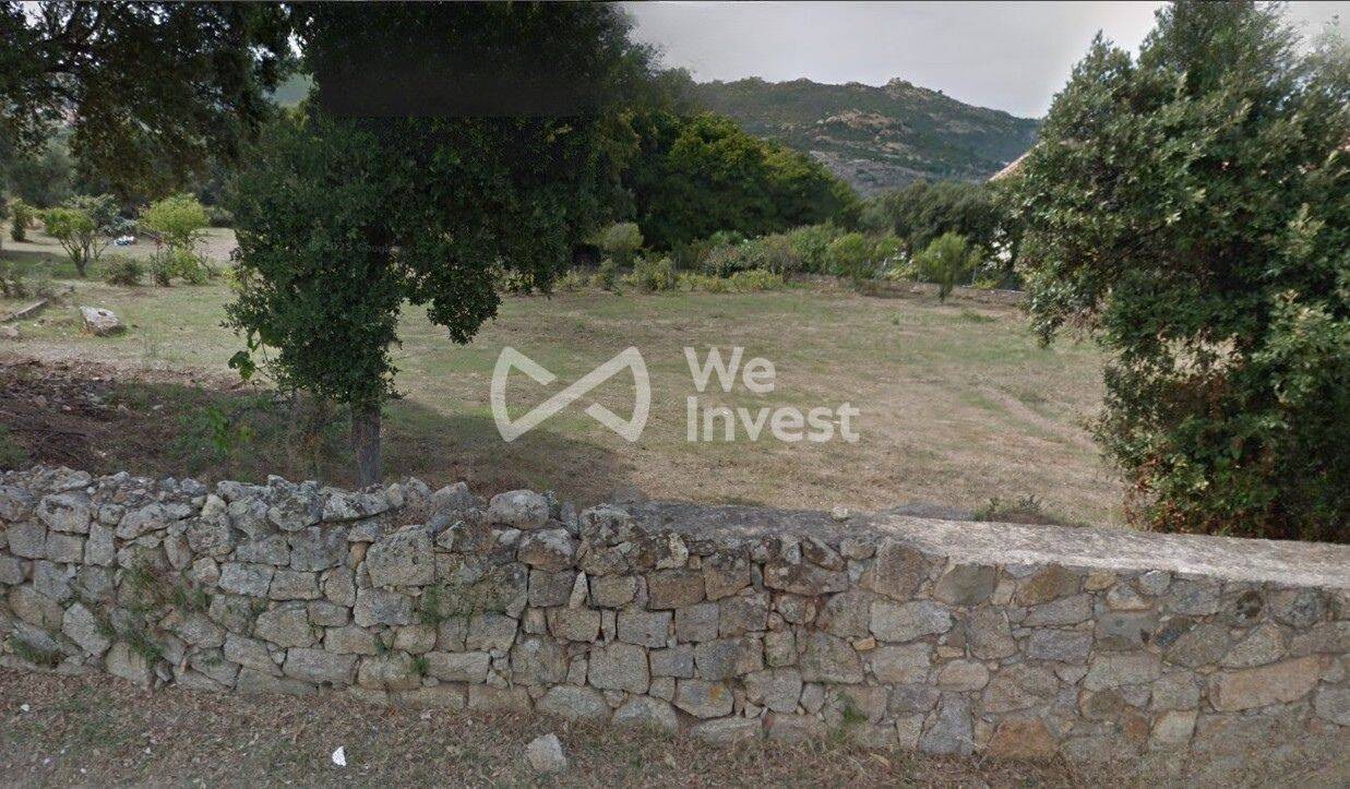 Terrain de 945 m² à Calvi - photo 2