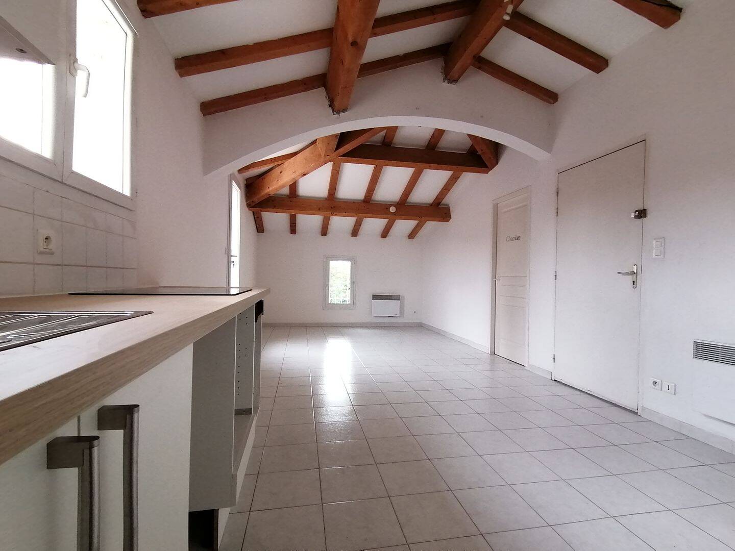 Appartement 2 pièces 41 m² · à Bédarrides · 40,9 m² · 595 €