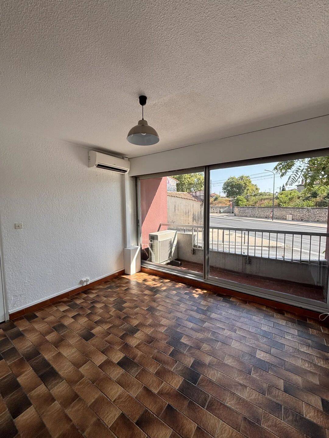 Appartement 2 pièces 33 m² · à Nîmes · 33,2 m² · 550 €