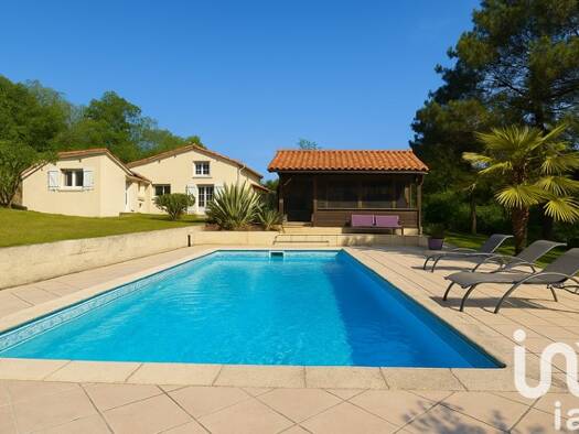 Maison à vendre 355 000 € 6 pièces 3 chambres 145 m² 9 035 m² de terrain Hagetmau 40700