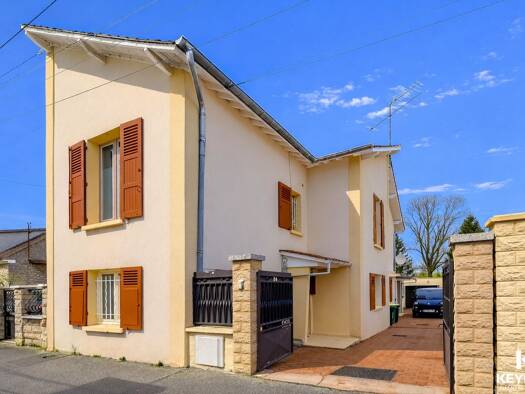 Maison à vendre 299 900 € 5 pièces 3 chambres 91 m² 752 m² de terrain Fresnays Persan 95340