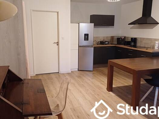 Appartement à louer 800 € 1 pièce 36 m² RDC dès le 17/04/2026 Les Roles-Saint Martin Beaune 21200
