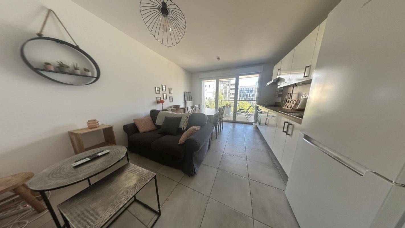 Appartement 3 pièces 54 m² · à Lyon 9ème Arrondissement · 54,3 m² · 1 100 €/mois