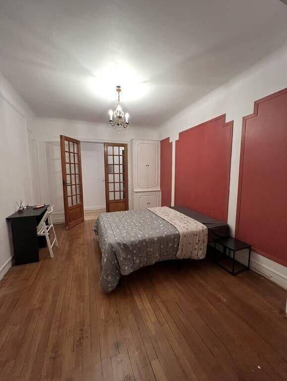 1 pièce 70 m² · à Épinay-sur-Seine · 70 m² · 570 €