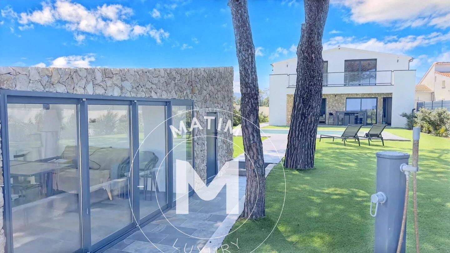 Maison 7 pièces 289 m² · à Lucciana · 289 m² · 1 565 000 €