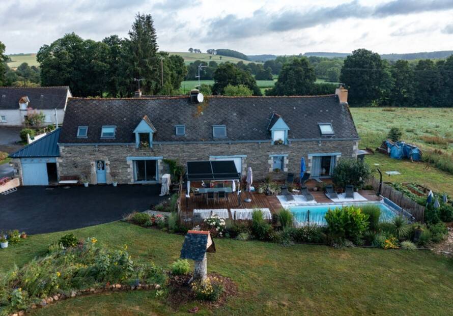 Maison 10 pièces 213 m² · à Josselin · 213 m² · 486 000 €
