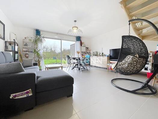 Maison à vendre 336 000 € 5 pièces 4 chambres 92 m² 290 m² de terrain Coteaux de la Mayenne Avrillé 49240