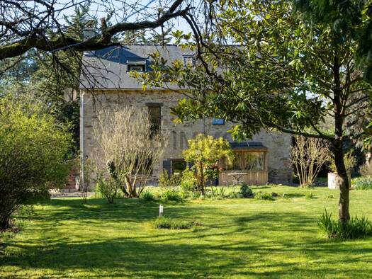 Maison à vendre 392 000 € 6 pièces 4 chambres 120 m² 3 246 m² de terrain Pleudaniel 22740