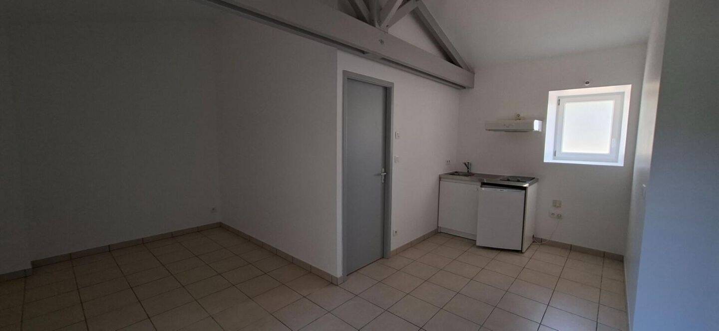 Maison 2 pièces 30 m² · à Gorges · 29,8 m² · 450 €/mois