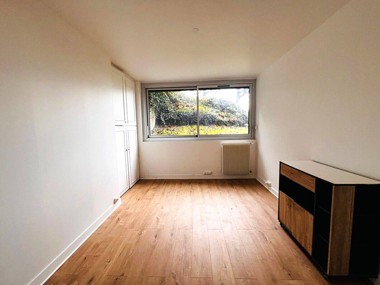 Appartement 1 pièce 13 m² · à Saint-Cloud · 13 m² · 500 €