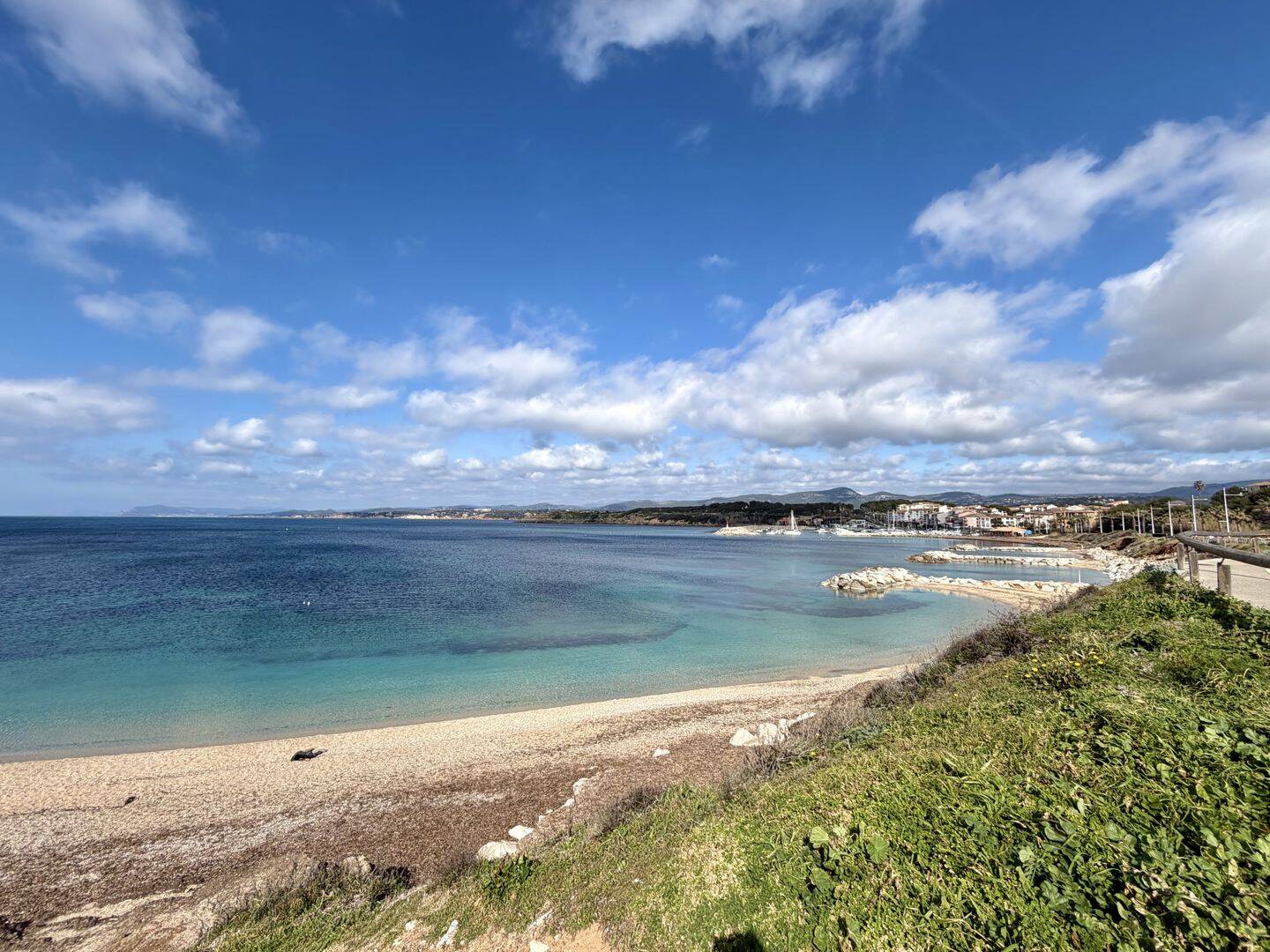 Appartement 2 pièces 39 m² · à Six-Fours-les-Plages · 39 m² · 215 000 €