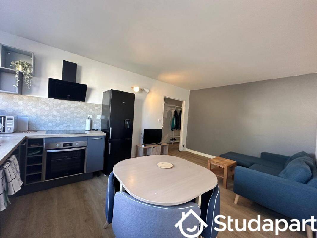 1 pièce 12 m² · à Nantes · 12 m² · 450 €/mois