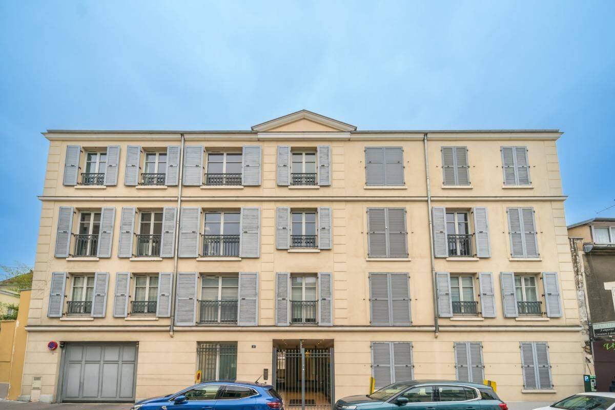 Appartement 4 pièces 88 m² · à Versailles · 88 m² · 2 148 €