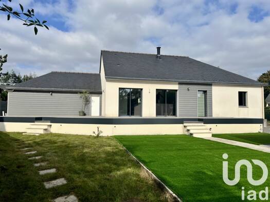Maison de plain-pied à vendre 373 000 € 5 pièces 4 chambres 100 m² 1 041 m² de terrain Treffléan 56250