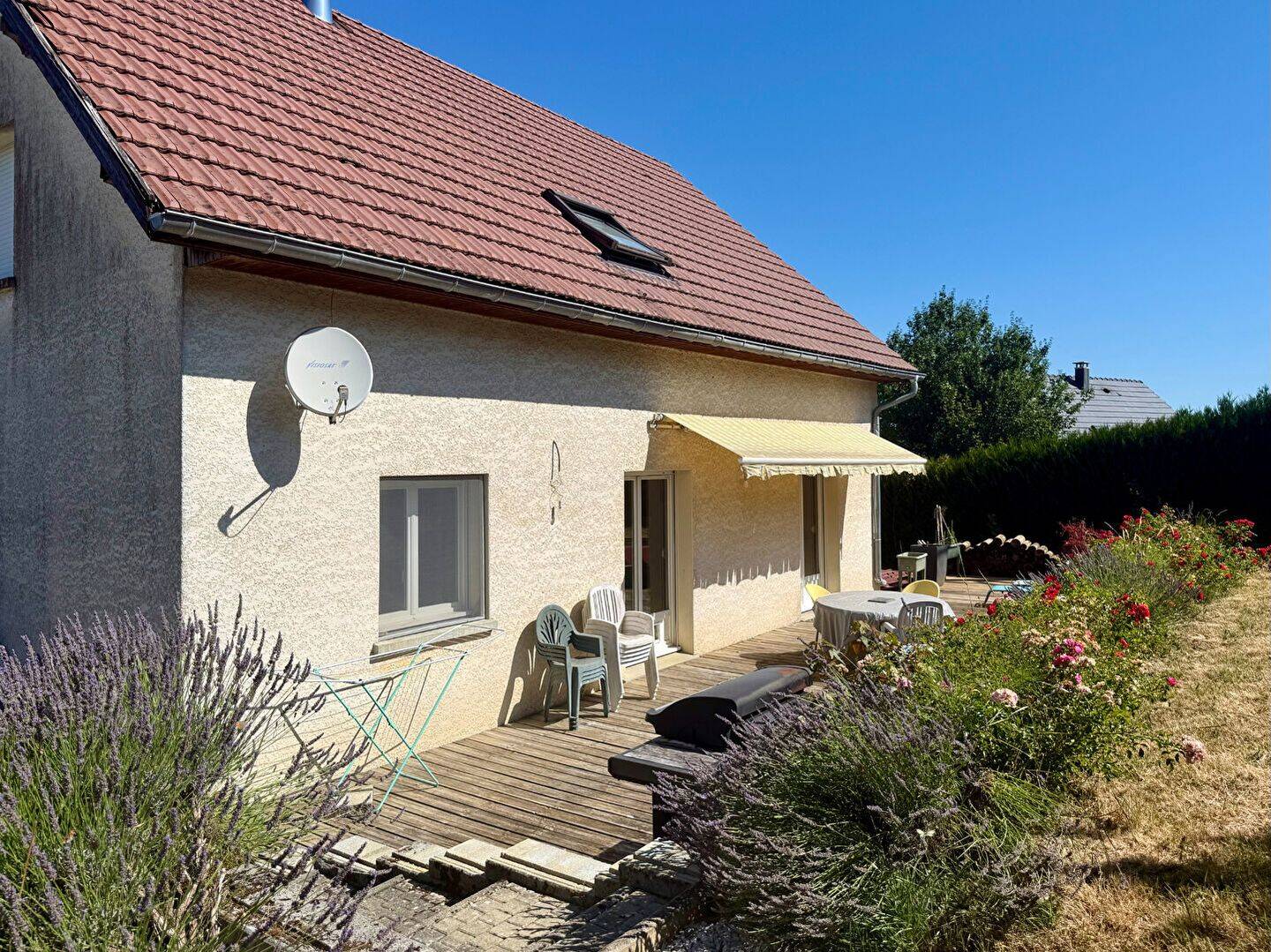 Maison 9 pièces 188 m² · à Fontain · 188 m² · 365 000 €
