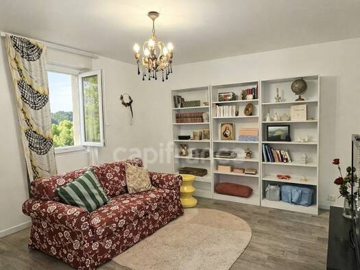 Appartement à vendre 85 000 € 4 pièces 2 chambres 61 m² 1er étage Mouchard 39330