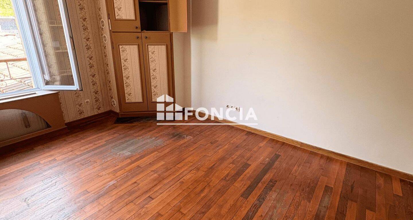 Appartement 3 pièces 58 m² · à Corbeil-Essonnes · 58,3 m² · 870 €/mois