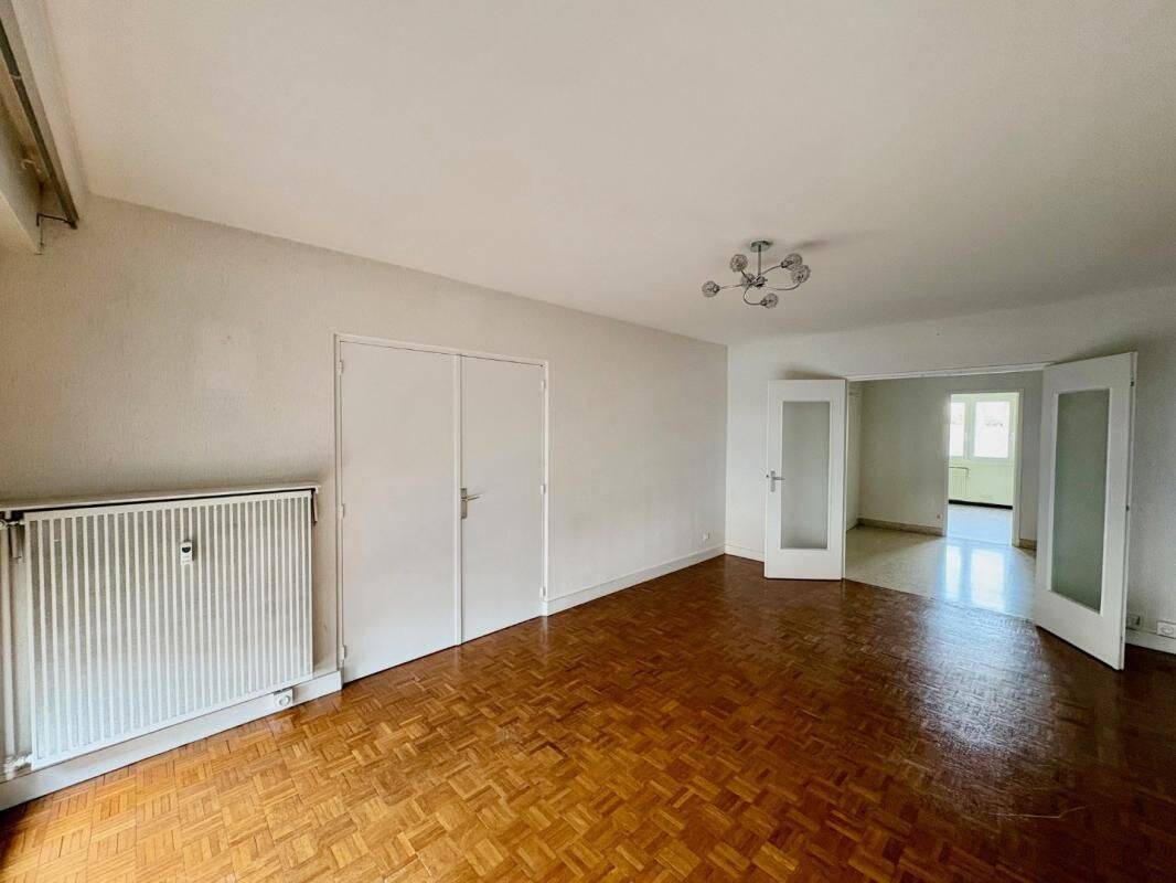Appartement 3 pièces 77 m² · à Roanne · 77 m² · 740 €