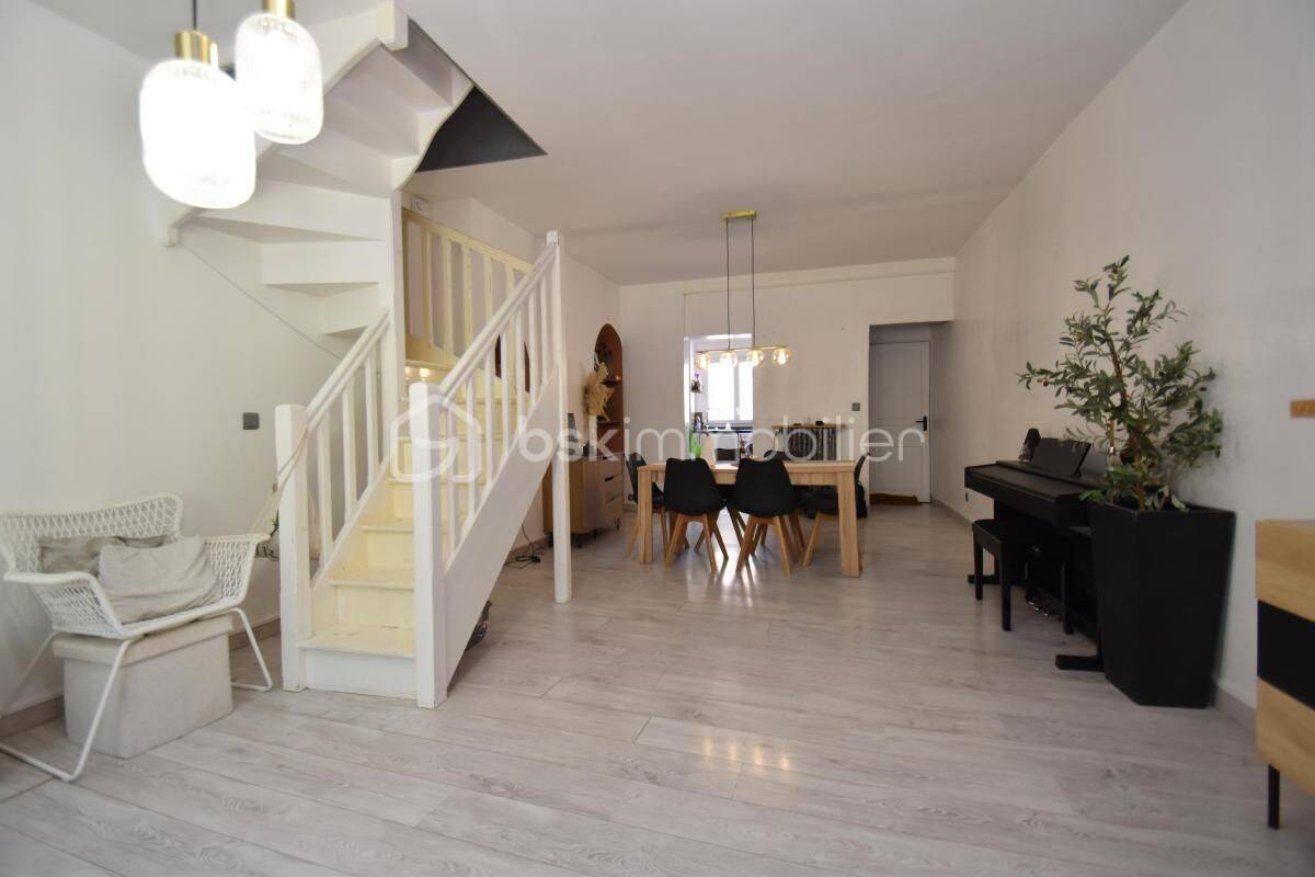 Maison 5 pièces 111 m² · à Chartres · 111 m² · 209 000 €
